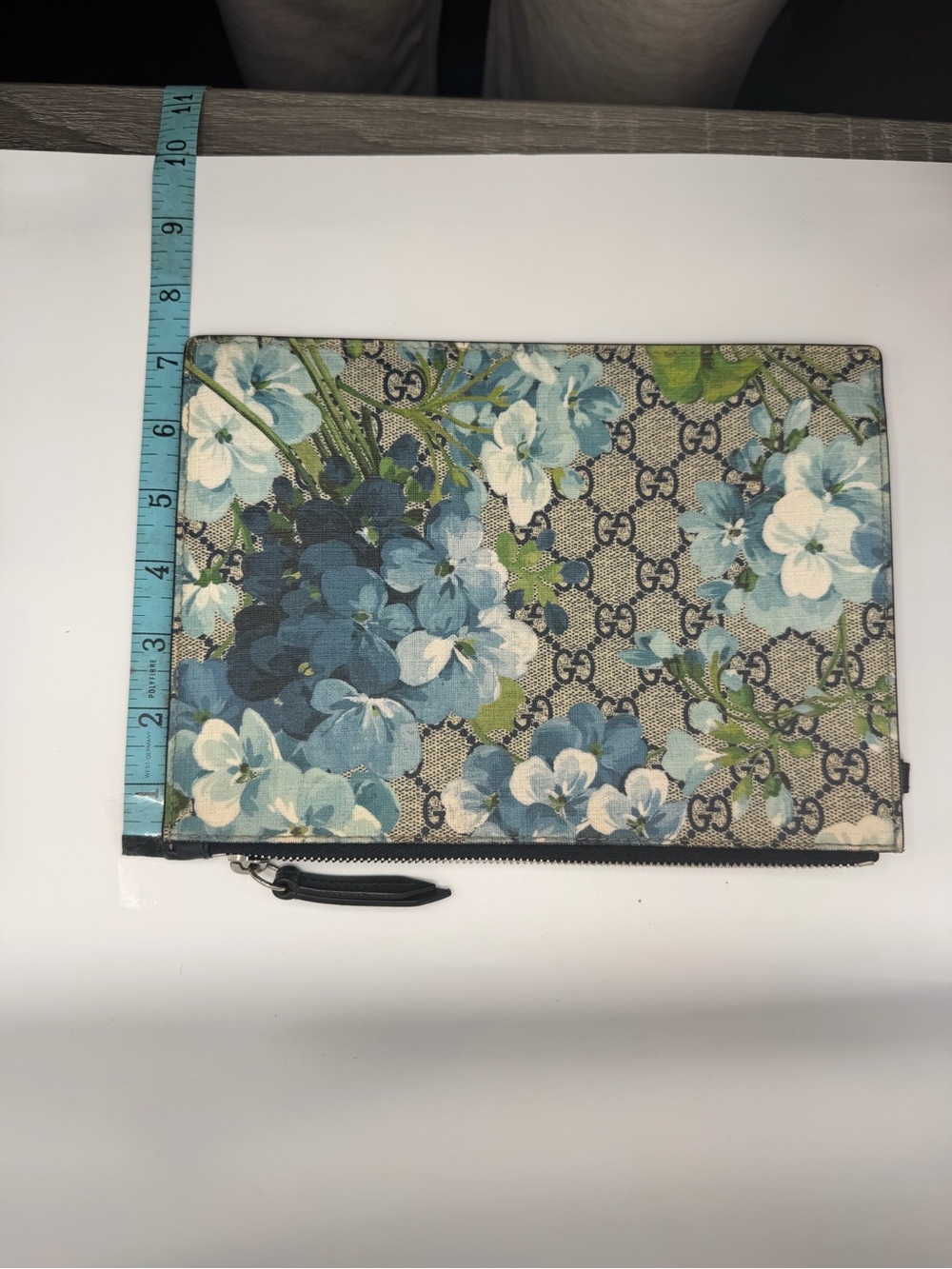 Gucci Blue Floral GG Supreme Wristlet Pouch - Picture 8 of 12